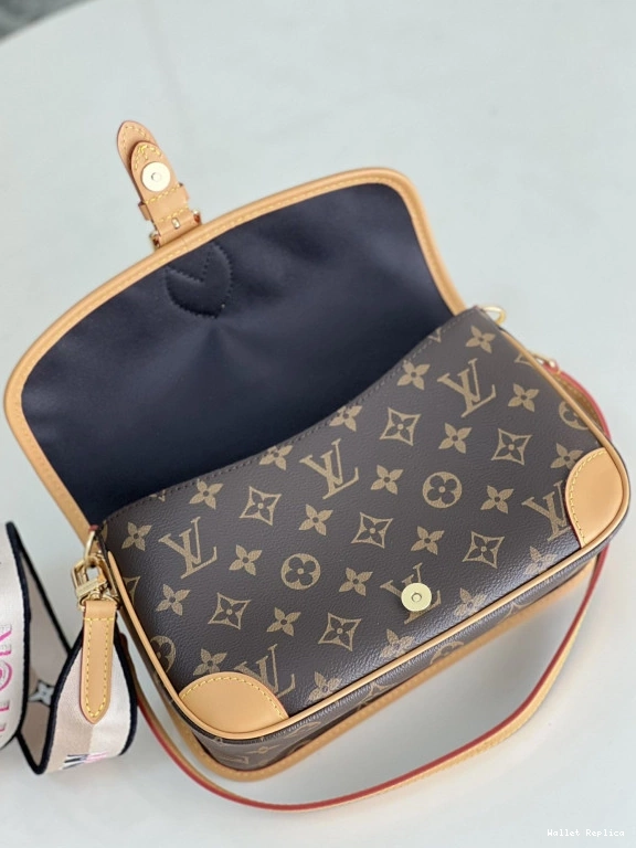 Cheap LOUIS VUITTON Diane Nano 0808